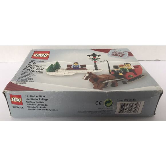 LEGO 3300014 Christmas Holiday set NEW 2012 - Picture 2 of 8
